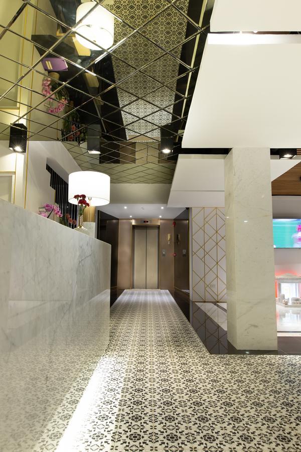 Holatel Hotel Phitszanulok Kültér fotó